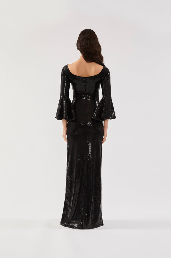 VESTIDO LONGO DECOTE CANOA MANGA BOCA DE SINO PAETÊ PRETO