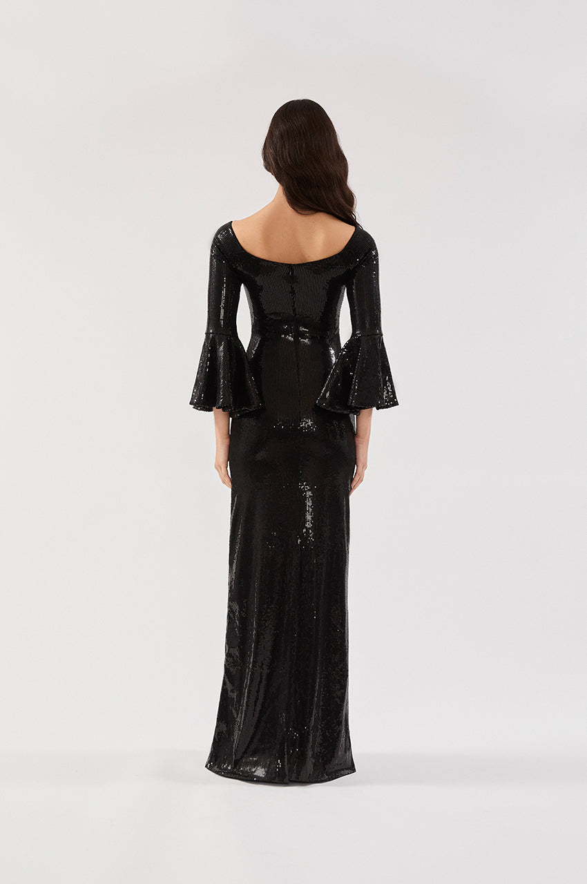 VESTIDO LONGO DECOTE CANOA MANGA BOCA DE SINO PAETÊ PRETO (PRE ORDER)
