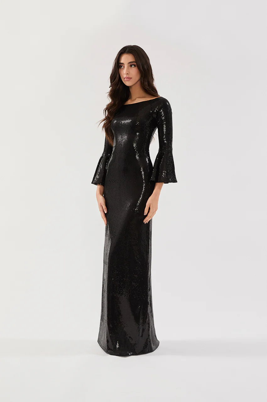 VESTIDO LONGO DECOTE CANOA MANGA BOCA DE SINO PAETÊ PRETO - Imagem 3