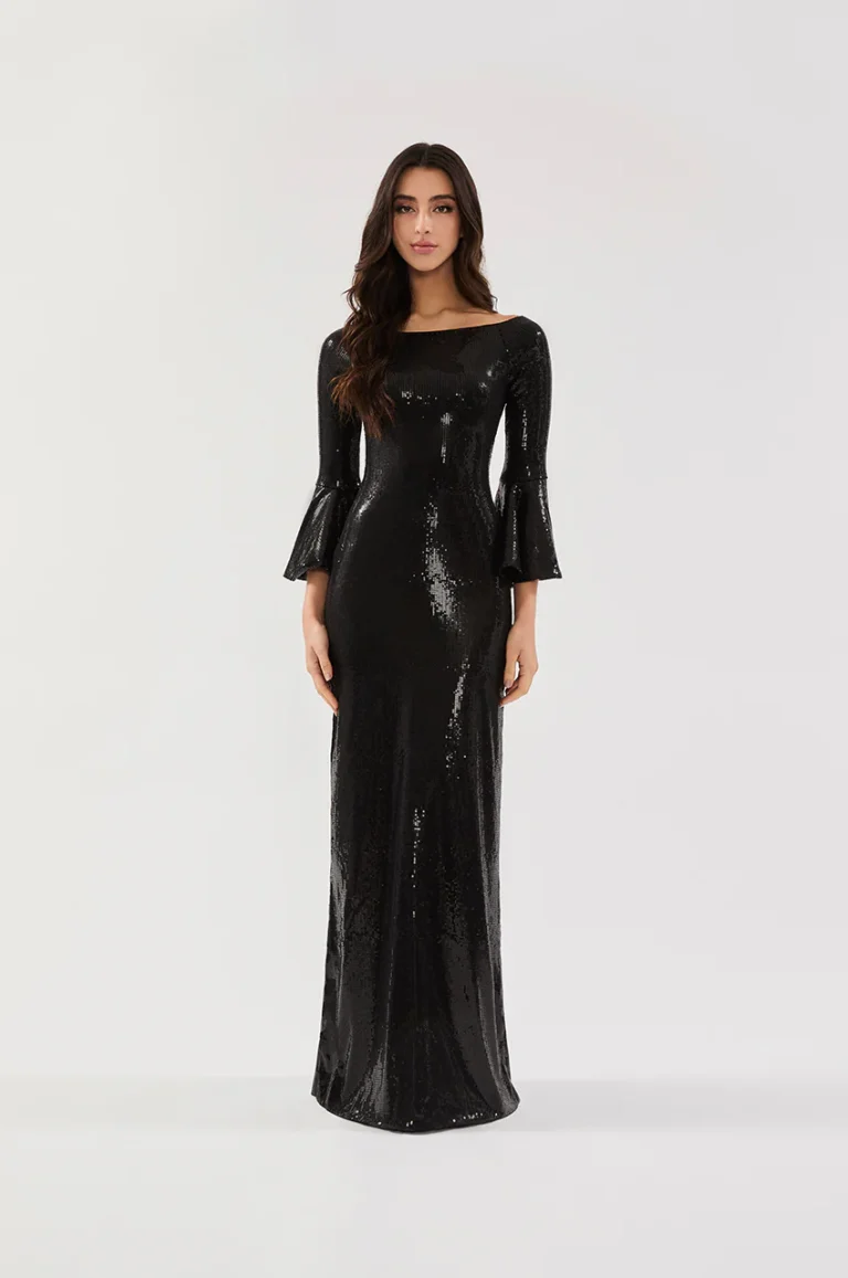 VESTIDO LONGO DECOTE CANOA MANGA BOCA DE SINO PAETÊ PRETO